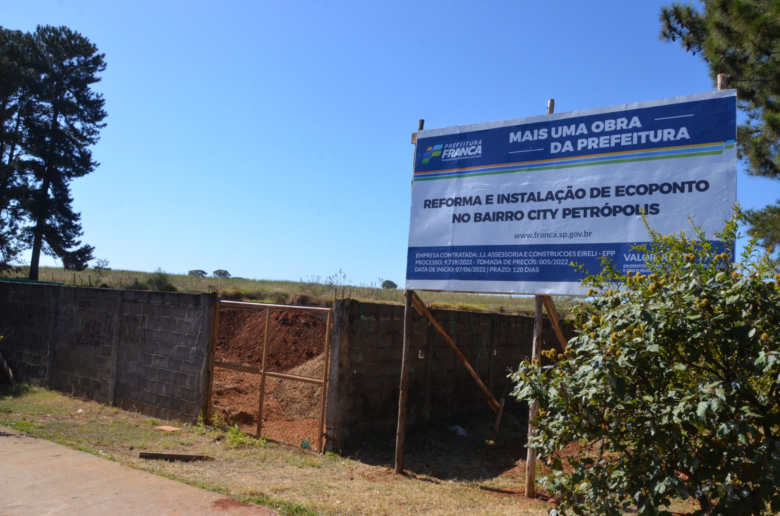 Área de descarte coberta no Ecoponto Jardim Luiza